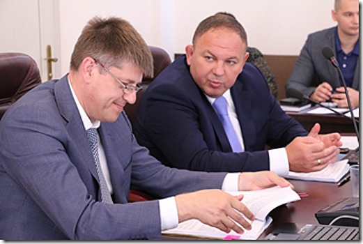 Комиссия горсовета Калининграда обсудила распределение 9 млн рублей грантов