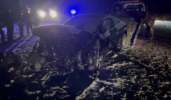 Два человека погибли в столкновении "Ауди" и "Приоры" в Самарской области 30 января 2022 года