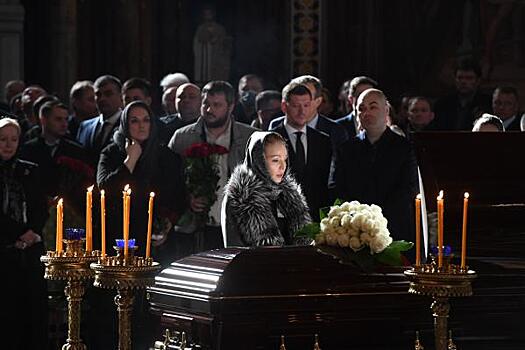 На похоронах Жириновского разразился скандал