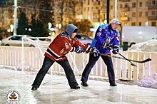 Жители Ижевска сыграли в хоккей на валенках в рамках всероссийского марафона