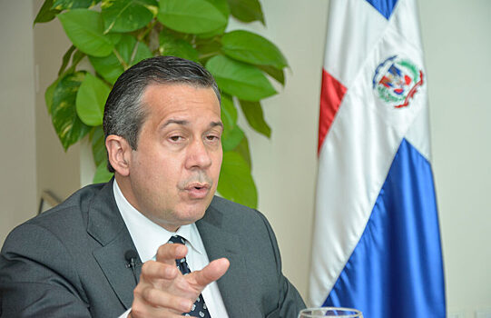 Министра застрелили на рабочем месте в Доминикане