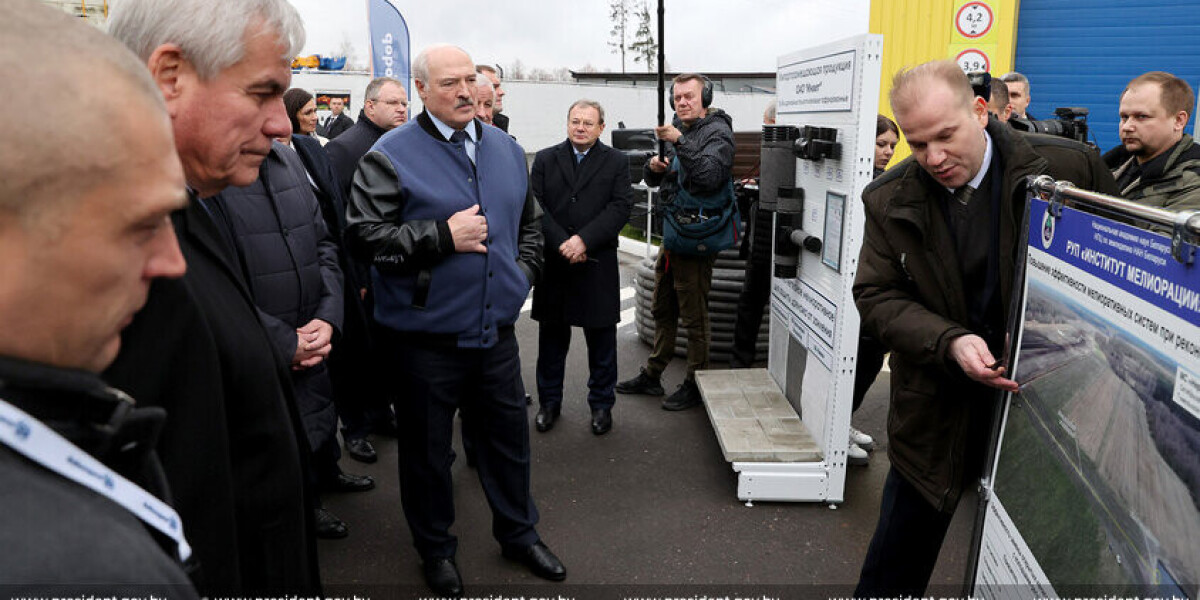 Лукашенко объяснил, как предприниматели должны формировать цены на товары