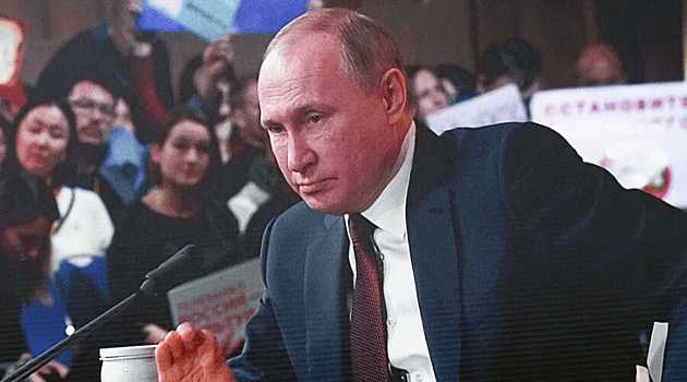 Москвич получил 30 суток из-за грубого плаката в адрес Путина