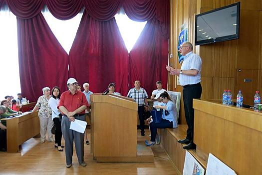 Администрация Симферополя извинилась перед обществнниками