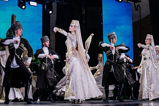 Ансамбль народного танца и ТЮЗ Ингушетии примут участие во всероссийских гастролях