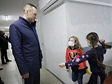 Роман Бусаргин проверил обустройство жителей из ДНР и ЛНР в Энгельсе