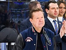 Миллер дал напутствие СКА, процитировав Александра III: «У России есть только два верных союзника – это ее армия и флот». Армейцы с Невы, только вперед!»