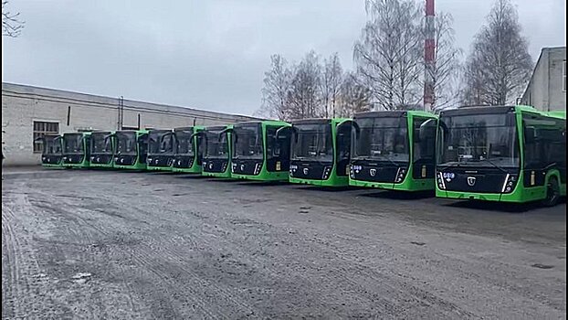 В Киров прибыло еще 27 новых автобусов
