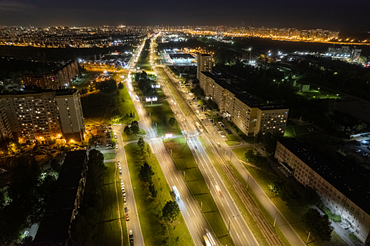 Завершена реконструкция освещения одной из крупнейших магистралей Петербурга