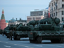 В Госдуме назвали «ахинеей» желание главкома ВСУ прокатиться на танке по Москве