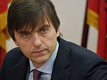 Министр просвещения сделал прививку от коронавируса