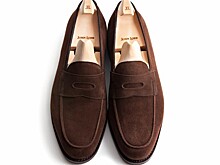 Покупка недели: замшевые лоферы от бренда John Lobb — личного поставщика обуви королевы Елизаветы