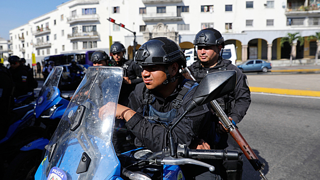 «Газовая атака»: ветеран госбезопасности рассказал о принципах ликвидации охраны при захвате Мадуро