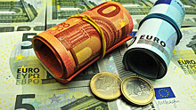 Курс евро поднялся выше 98 рублей