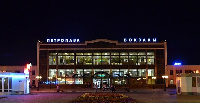 Депутат предложил ввести казахстанское время на вокзале Петропавловска