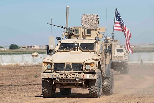 Патруль военных США и курдов попал в засаду в Сирии