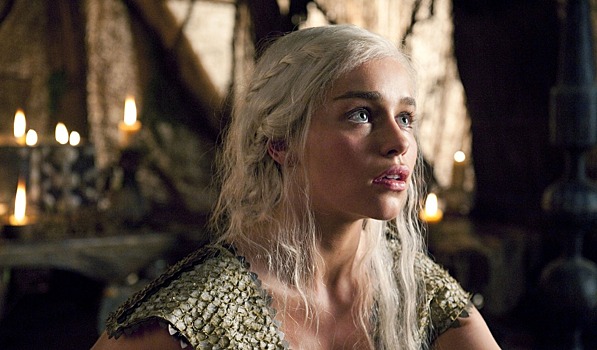 Бисквитная «Мать драконов» и арбузный Король Ночи: фанаты «Игры престолов» сделали сладкие шедевры с изображением персонажей саги