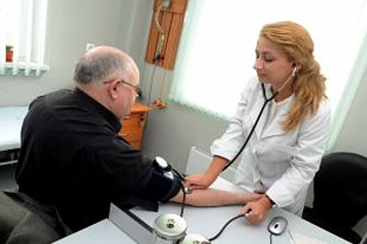 Краевые онкологи обследовали более 400 жителей Тимашевского района за день
