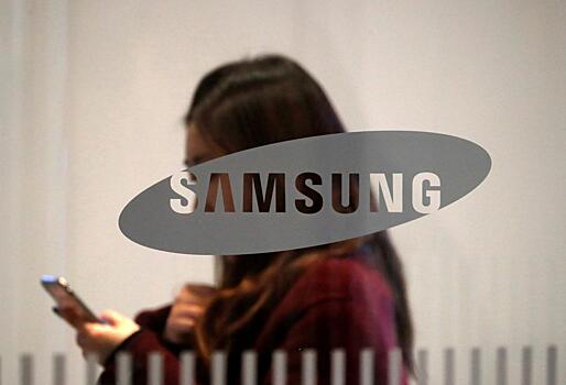 Новые смартфоны Samsung останутся без "зарядников"