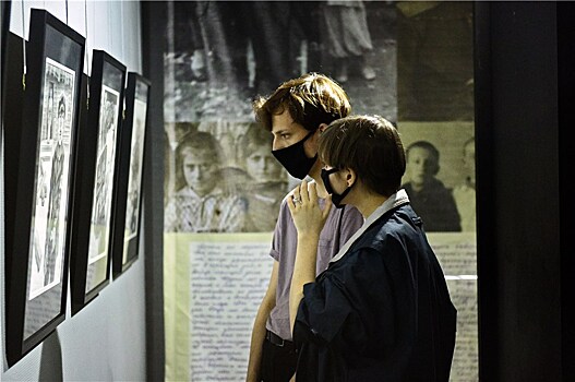 В Новосибирском художественном музее открылась первая в новом сезоне выставка