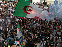 Радикальные исламисты захватывают протестное движение в Алжире