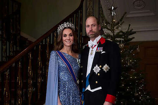 Принцесса Кейт Миддлтон в сверкающем платье и редкой тиаре снялась с мужем Уильямом