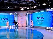 Голая женщина напала на телеведущую в прямом эфире