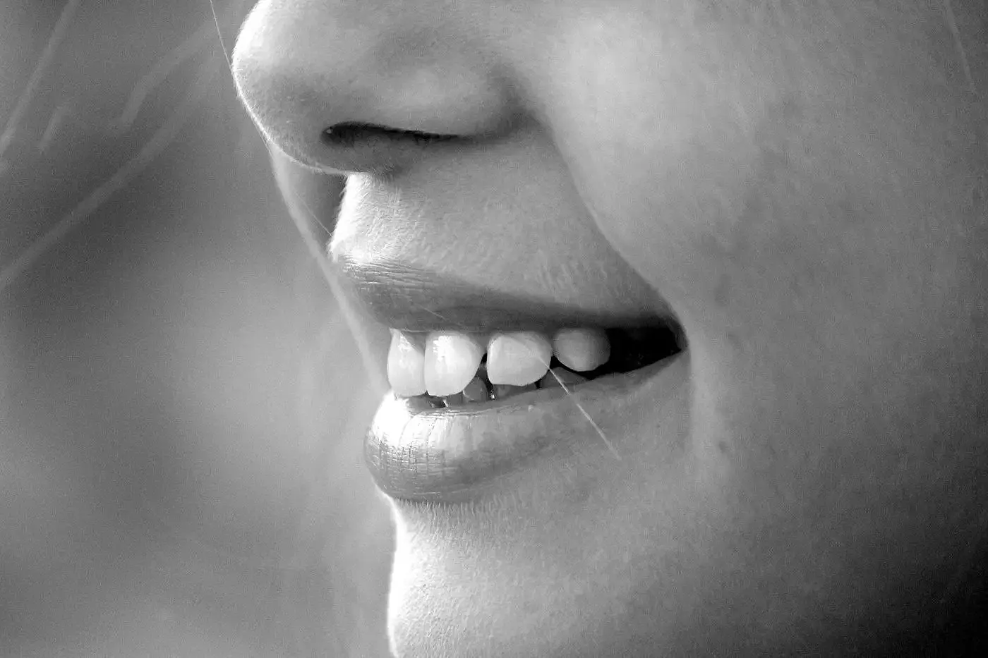 Какие продукты вредят эмали зубов?