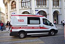 ГИБДД: Грудной ребенок и мужчина пострадали в аварии с участием трамвая на севере Москвы
