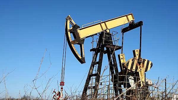 ЕС введет поэтапный запрет на импорт нефти из России