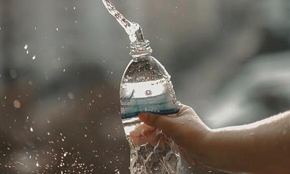 Россиян предупредили о росте цен на воду