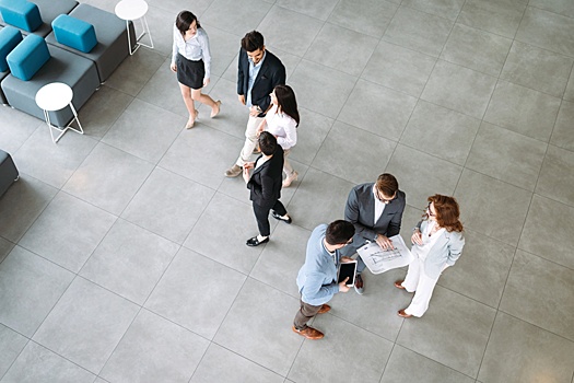 Дефицит кадров в рабочих профессиях сохраняется на фоне роста зарплат