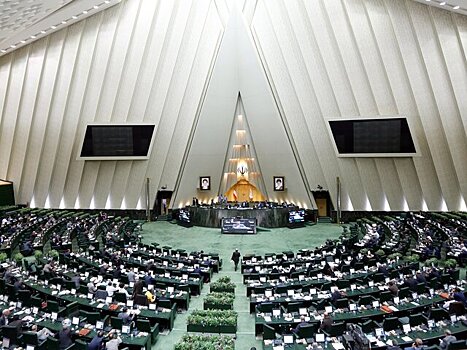 Парламент Ирана рассмотрит приостановку сотрудничества с МАГАТЭ