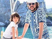 «Сын лучшего папы»: Мартин Киркоров трогательно обратился к именитому отцу