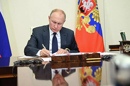 Путин сменил российских послов в трех странах