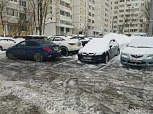 Вывоз снега с территорий ЗелАО стал основной задачей для коммунальных служб