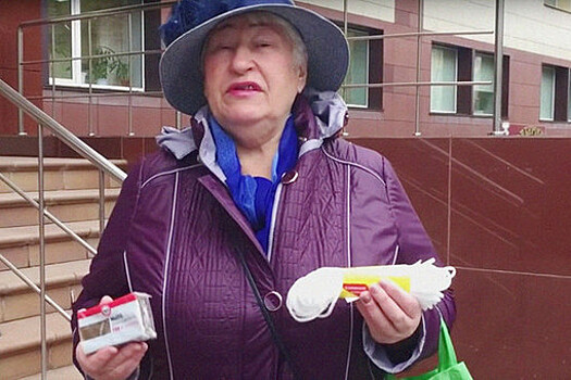«Нет слов»: пенсионерка подарила министру веревку и мыло