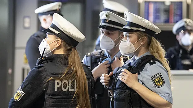 СМИ: напавший на университет в Чехии сначала убил своего отца