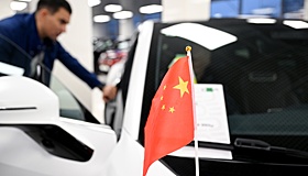Китай отреагировал на повышение США пошлин на автомобили