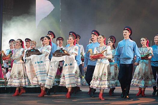 Концертный тур ансамбля песни и пляски донских казаков им. Квасова продолжается по городам России