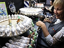 "РГ" узнала, какие новогодние подарки можно купить с брендом "Сделано в Москве"