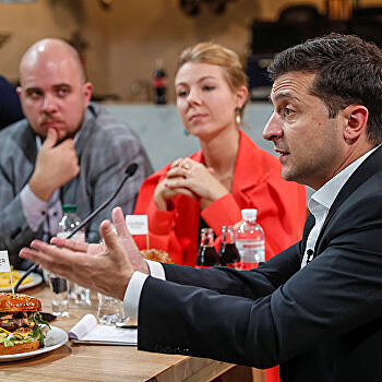 Тайны зеленского двора — о чем рассказал пресс-фастфуд президента