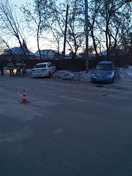 Нарушитель ПДД серьезно пострадал в аварии в Белове