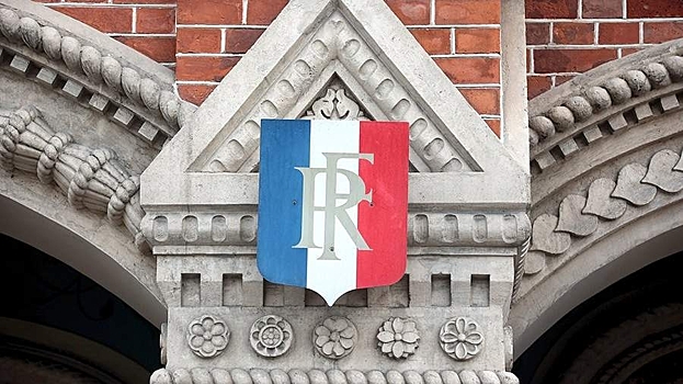 Генконсул обвинил Францию в политике выдавливания дипломатов России