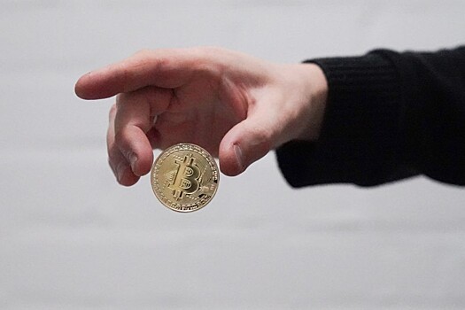 Биткоин упал из-за снижения интереса к ETF