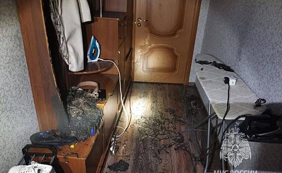 В Курске 1 апреля пожарные эвакуировали жителей дома по ул.Льва Толстого из-за утюга