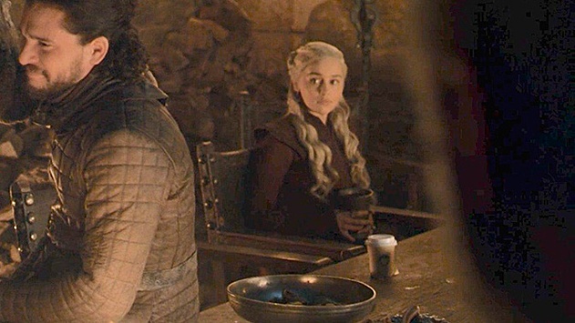 Героиня «Игры престолов» рассказала, кто оставил в кадре стаканчик с кофе