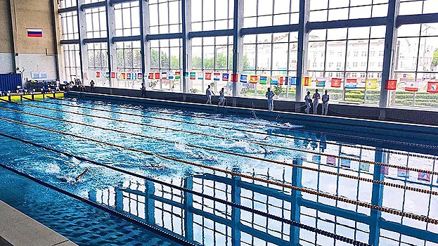 Спортсмен из Ноябрьска завоевал «серебро» на чемпионате России по плаванию