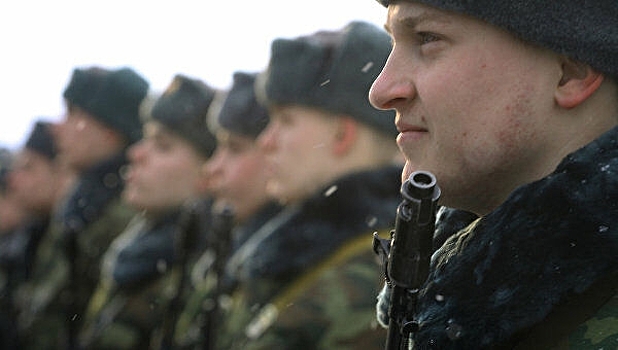 Россияне сочли службу в армии школой жизни