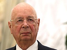 Основатель форума в Давосе призвал водить Зеленского за нос